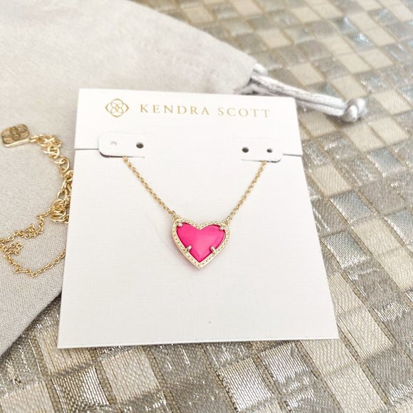 Kendra Scott Jewelry Kendra Scott Ari Heart Necklace Gold Pink